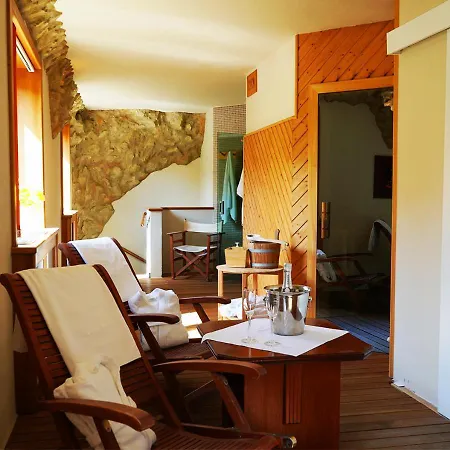 Baltaci U Nahonu Otel 3*