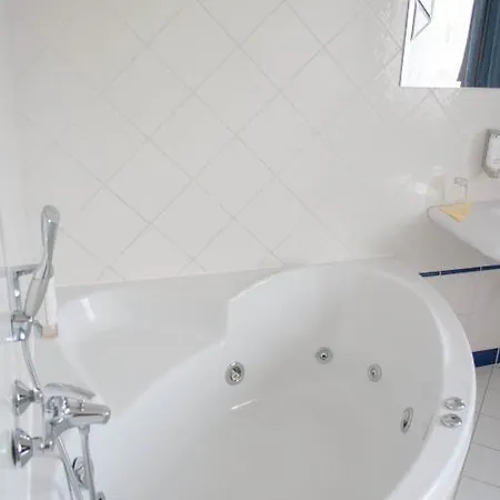 Baltaci U Nahonu 3* Zlin