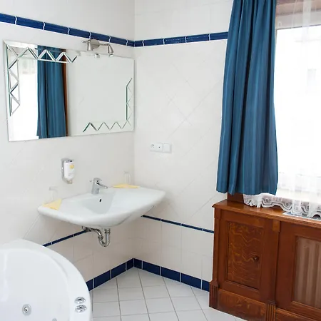 Baltaci U Nahonu 3* Zlin