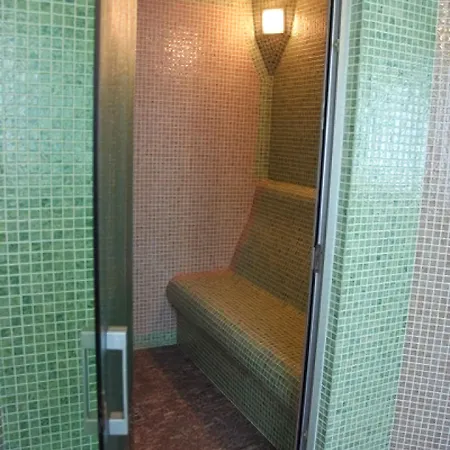 Baltaci U Náhonu Hotel 3*