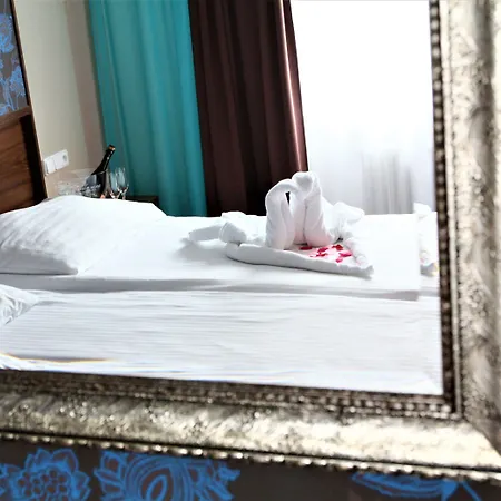 Baltaci U Nahonu Otel 3*