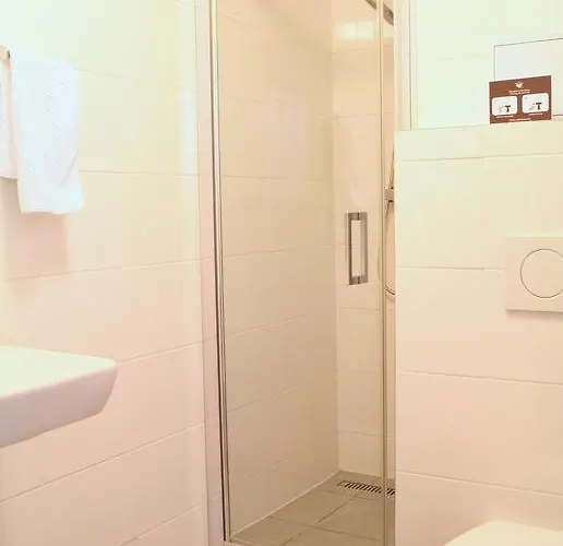 Baltaci U Nahonu Hotell Zlín